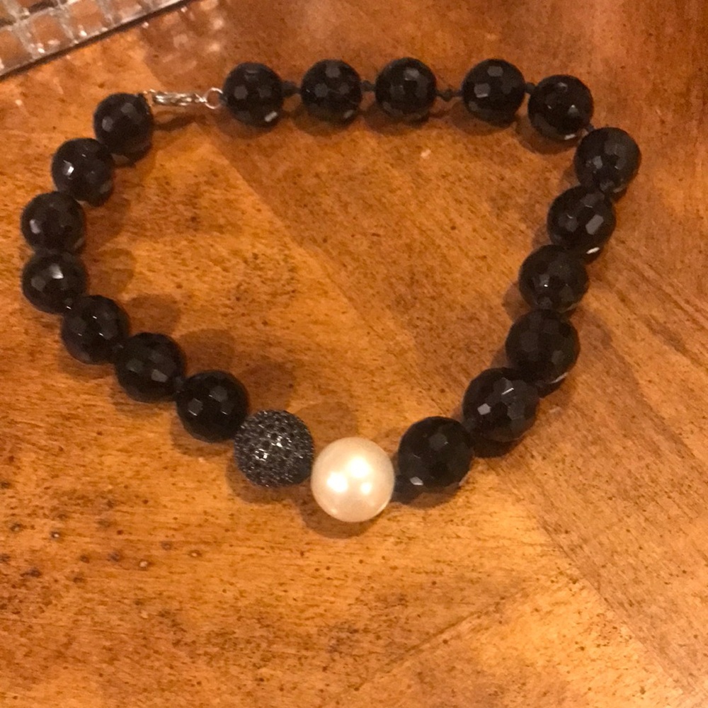 Ladies necklace